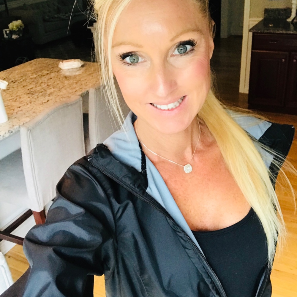 Meet your Posher, Cristine